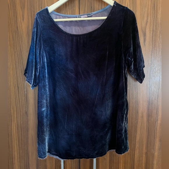 Love Tanjane Tops - Blue Crushed Velvet T